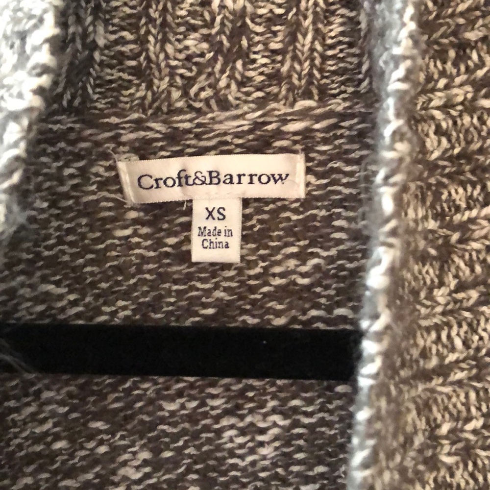 Cardigan - Picture 2 of 3